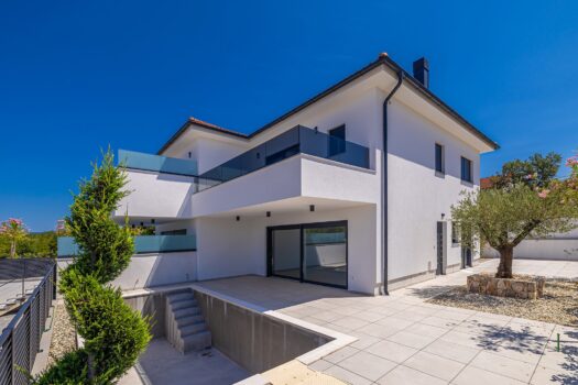 1752662050 malinska house with pool 1