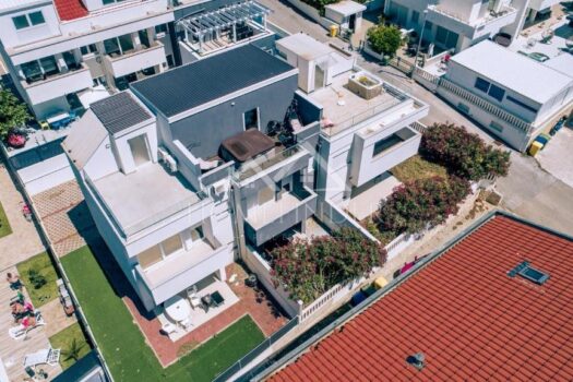 1754923942 473935108