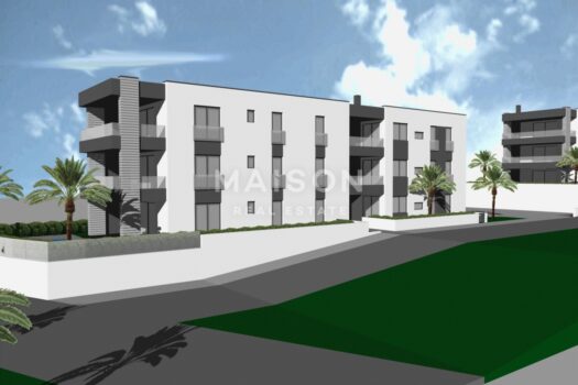 1755072970 thumbnail 01 001