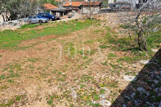 1755245872 788920161 384346 0