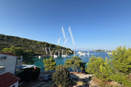 Insel Šolta – Baugrundstück, Fläche = 2.086 m² mit Haus 1755528368 4