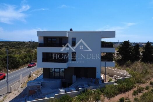 1755589181 dji fly 20250816 125408 0 1755341648098 photo low quality