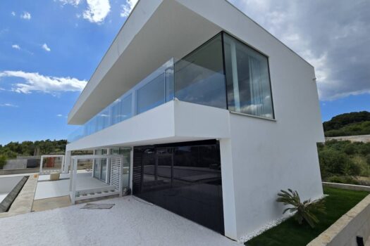 Modern Luxury Villa with a pool and spa area 1755689777 20250517 145146