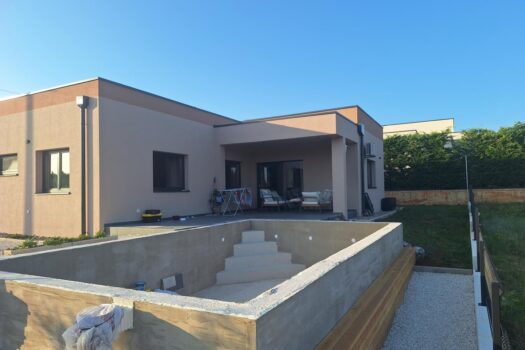 1755781783 1000012921