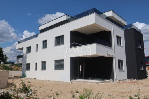 Vodice, zweistöckige Wohnung 119,34m2, mit großer Terrasse 1755867449 img 6809
