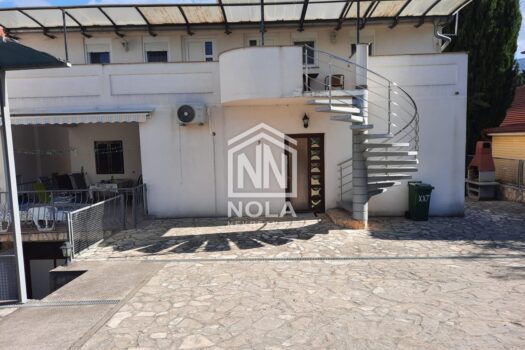 KARIN GORNJI – TOLLES HAUS MIT GROSSEM GARTEN, NUR 150 m VOM STRAND ENTFERNT 1756055415 whatsapp slika 2025 08 23 u 14