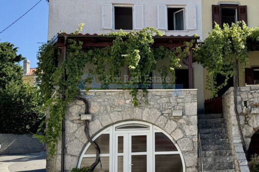 1756206325 2025 08 26 10