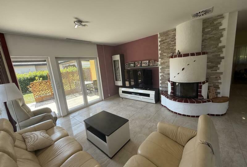 Blick Wohn-Essbereich