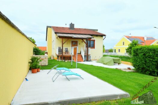 Saniertes Einfamilienhaus mit hochwertiger Ausstattung und großem Garten + 90 m² Gartenhaus DSC_0864