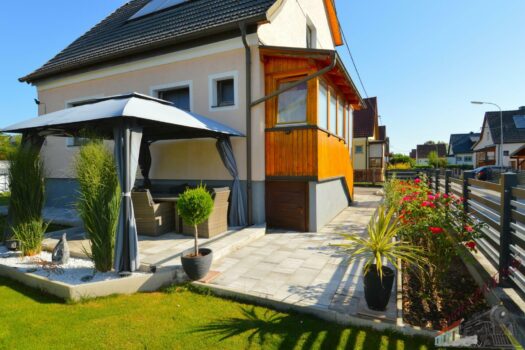 Einfamilienhaus in ruhiger Siedlungslage mit schönem Garten und Solaranlage DSC_0244