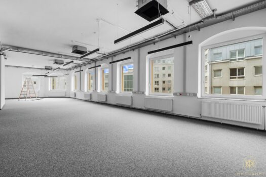 2hkS8EAU20px5hqoZ1CAol