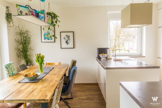 3OUWVay2azPQwkq1r1C0qb