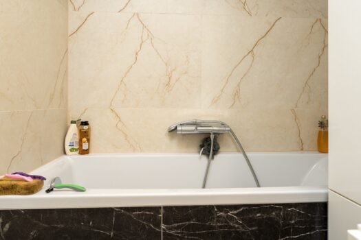 Stilvolle Wohnung mit Balkon - Ihr Wohlfühlort ! Badezimmer