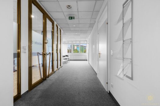 4xoPcM0hvTUHhWqrhctESQ