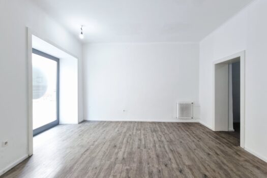 Verkaufsraum / Gassenseite