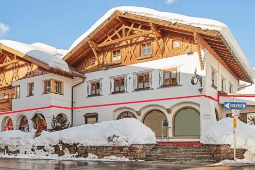 6Qf0m4GnwBmA8rAZ6JTo1h