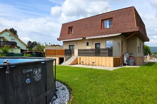 Viel Platz, mit Naschgarten und Pool 6nqLJMtDPtE0UulosF428m 1