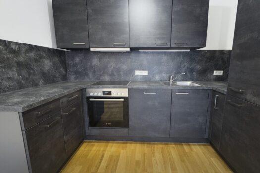 7AyXZQrpZdadvJG7lGWuya