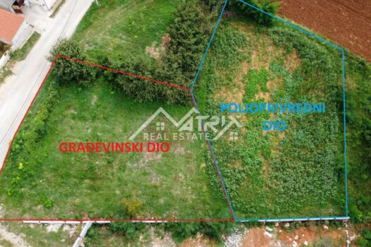 Marčana-Gebiet, Bauland mit Baugenehmigung 1695299805 zemljiste divsici lovric 2 grad plus polj sa tekstom