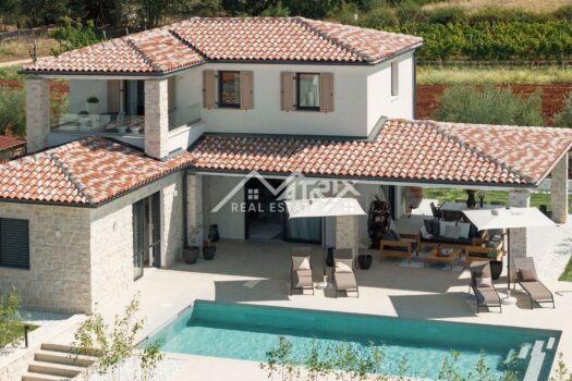 1726056424 ispravci21