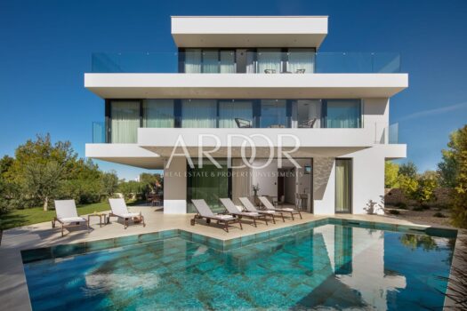 Villa Zadar, 360m2 1742247895 punta 1b