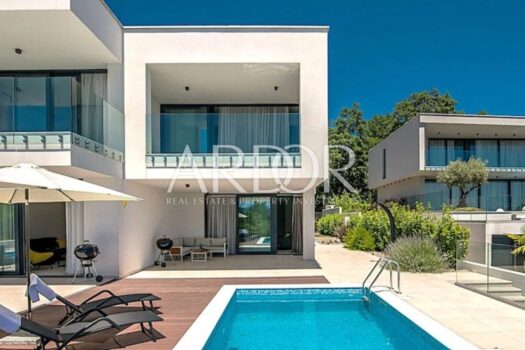 Villa Veprinac, Opatija - Okolica, 284m2 1742906774 snimka zaslona 2025 03 25 131312