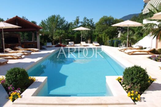 1749383481 kuca opric 505