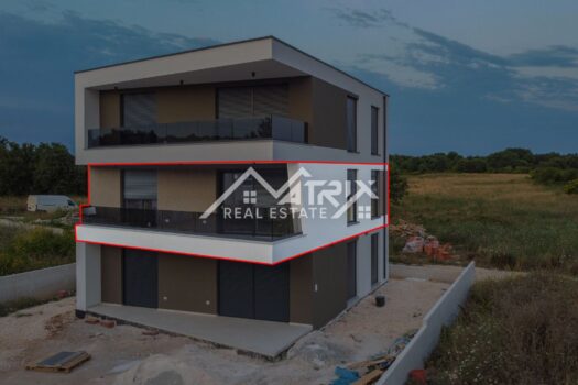 1753198975 mm 6 of 12