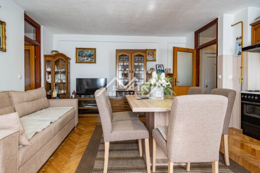 Vinkovci, Dreizimmerwohnung im 5. Stock mit Balkon und Aufzug 1756990154 vinkovci trosobni stan na 5