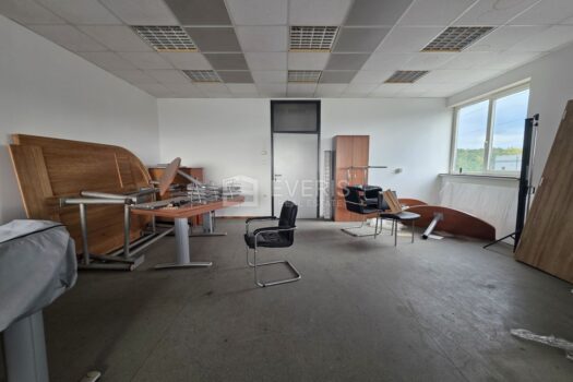 1757160373 20250820 093501