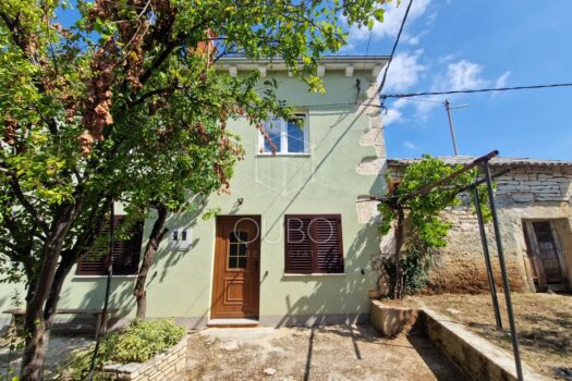 Istrien, Svetvinčenat – Authentisches Steinhaus mit Hof und Nebengebäuden 1757248092 20250906 123718