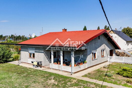 1757435145 belisce prostrana prizemnica s dvije terase i podrumom 7