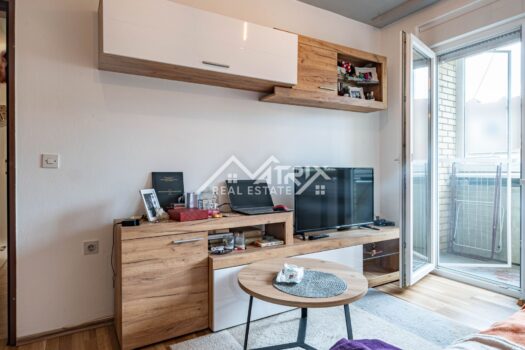 1757511833 osijek jednosoban stan s loggiom i spremistem 35 m2 7a