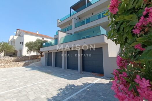 1757592541 mandre pag apartman 90 m2 pogled more slika 251222307 1