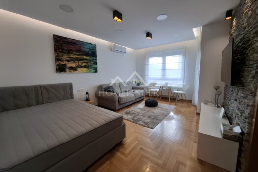 1757693815 20250912 165648