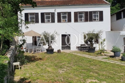 1757920429 primorska kamena kuca grizane crikvenica slika 257885568