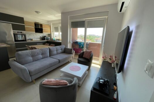 1758437738 stan slika 172928114