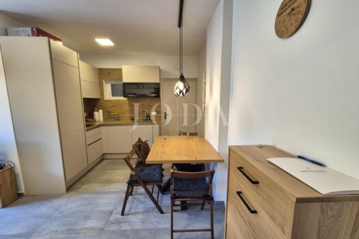 1758468961 1455962822 598901 0