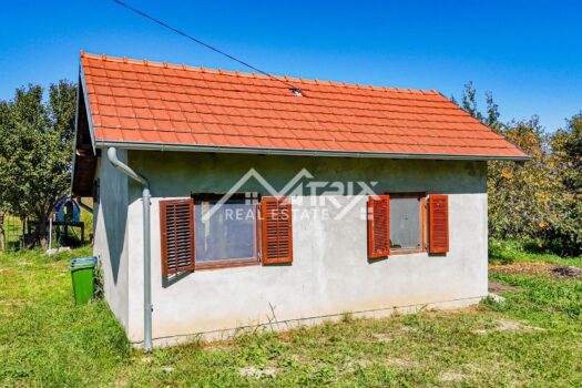 1758539227 tvrdavica vikendica 50 m s dvije spavace sobe i potkrovljem 7