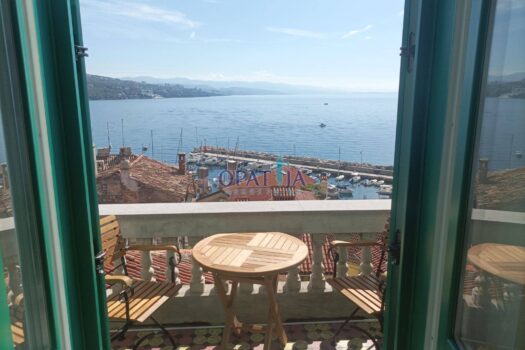 1758718756 img 9d84ac40a1ccc926f7890c3b2d83b708 v