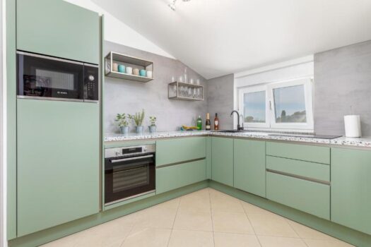 1758722088 297291185