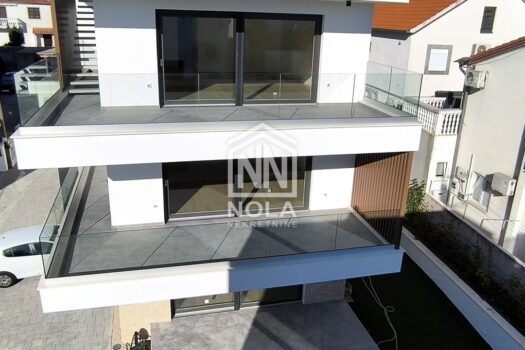 1758736868 img 20250918 164643