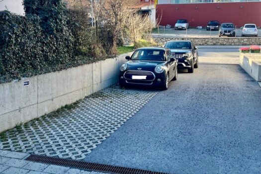 Parkplatz Nr. 2 zu vermieten
