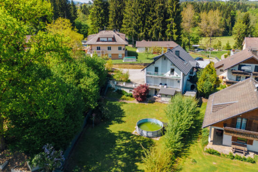 Ansicht gesamte Liegenschaft