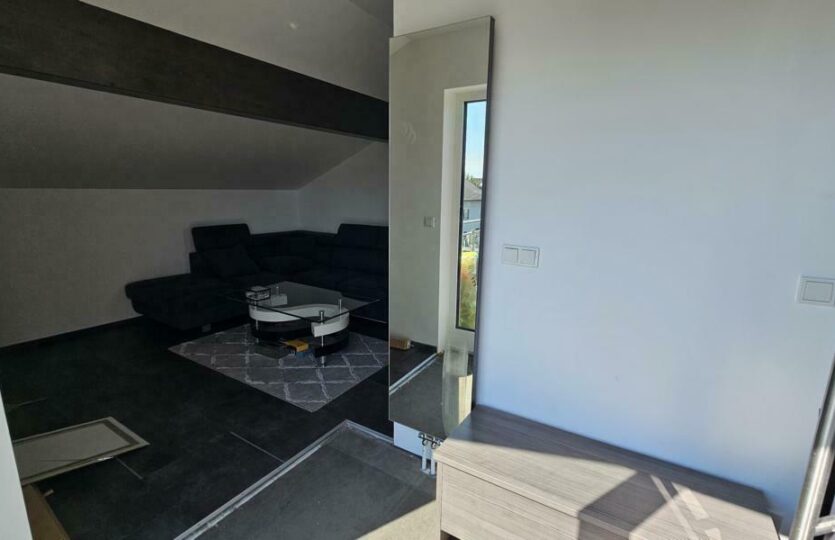 ... zur Einliegerwohnung ...