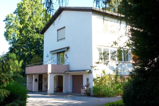 WOHNHAUS MIT GROSSZÜGIGER PARKLANDSCHAFT! 1V0aKZoQT0rG1FD5jm7AX2