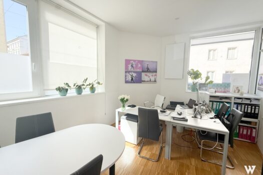 1Z4SmZA7lwcExEr7Z2bfUQ