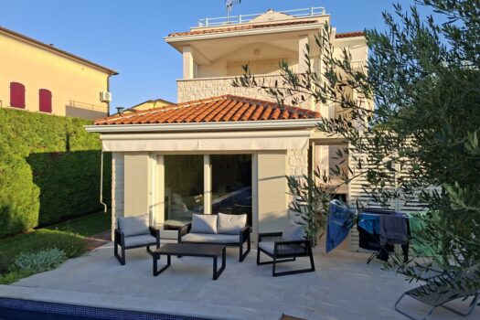 1dYzm32BDQ4M96Y32MkYgT