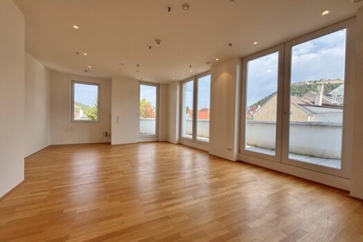 1t8c3Ubv4ZNB207hWBG0Xy