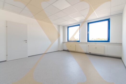 Günstige Büroeinheit mit Erweiterungsmöglichkeit in Pucking zu vermieten! Büro